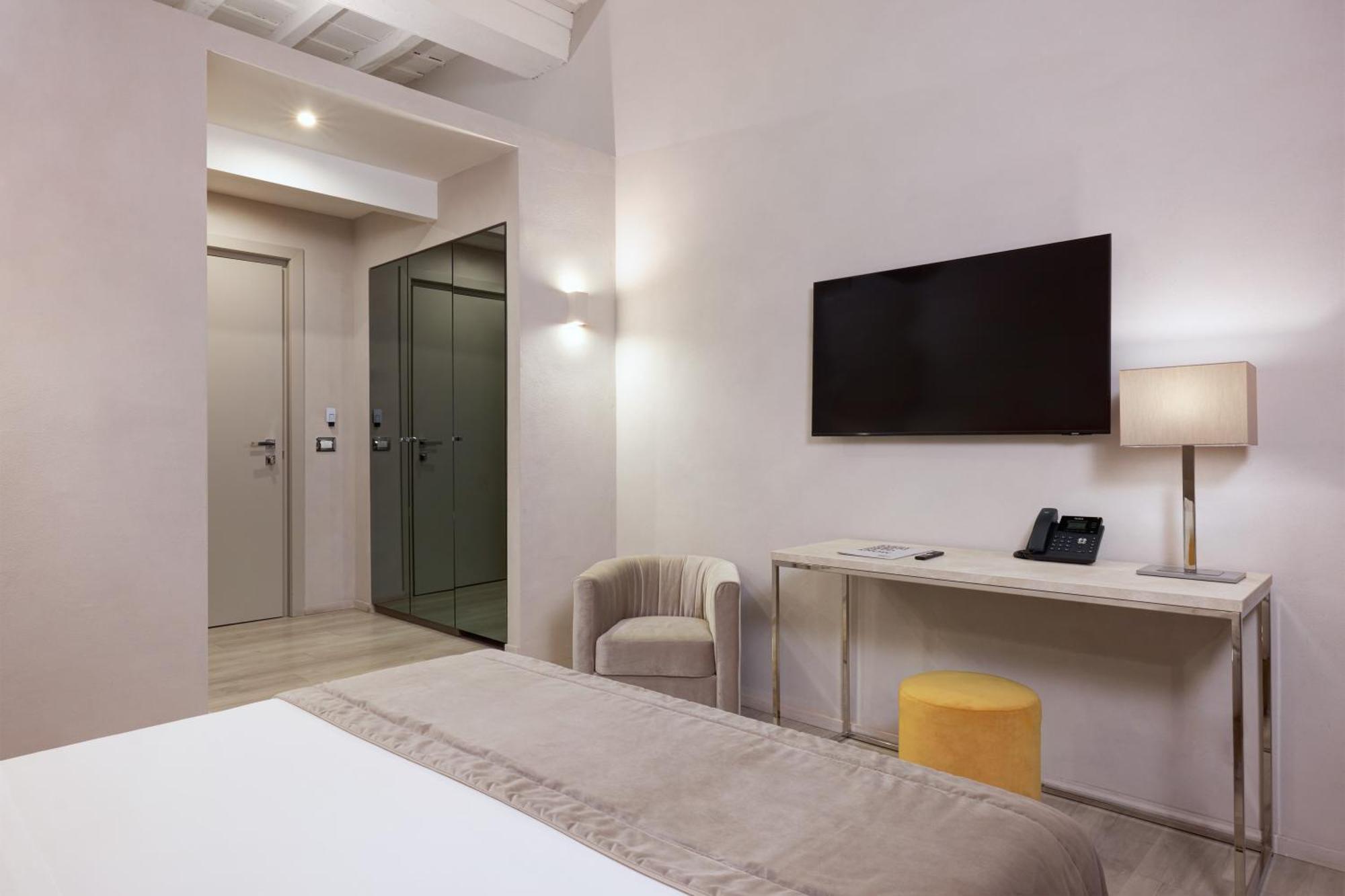 Terrace Pantheon Relais Hotel Rome