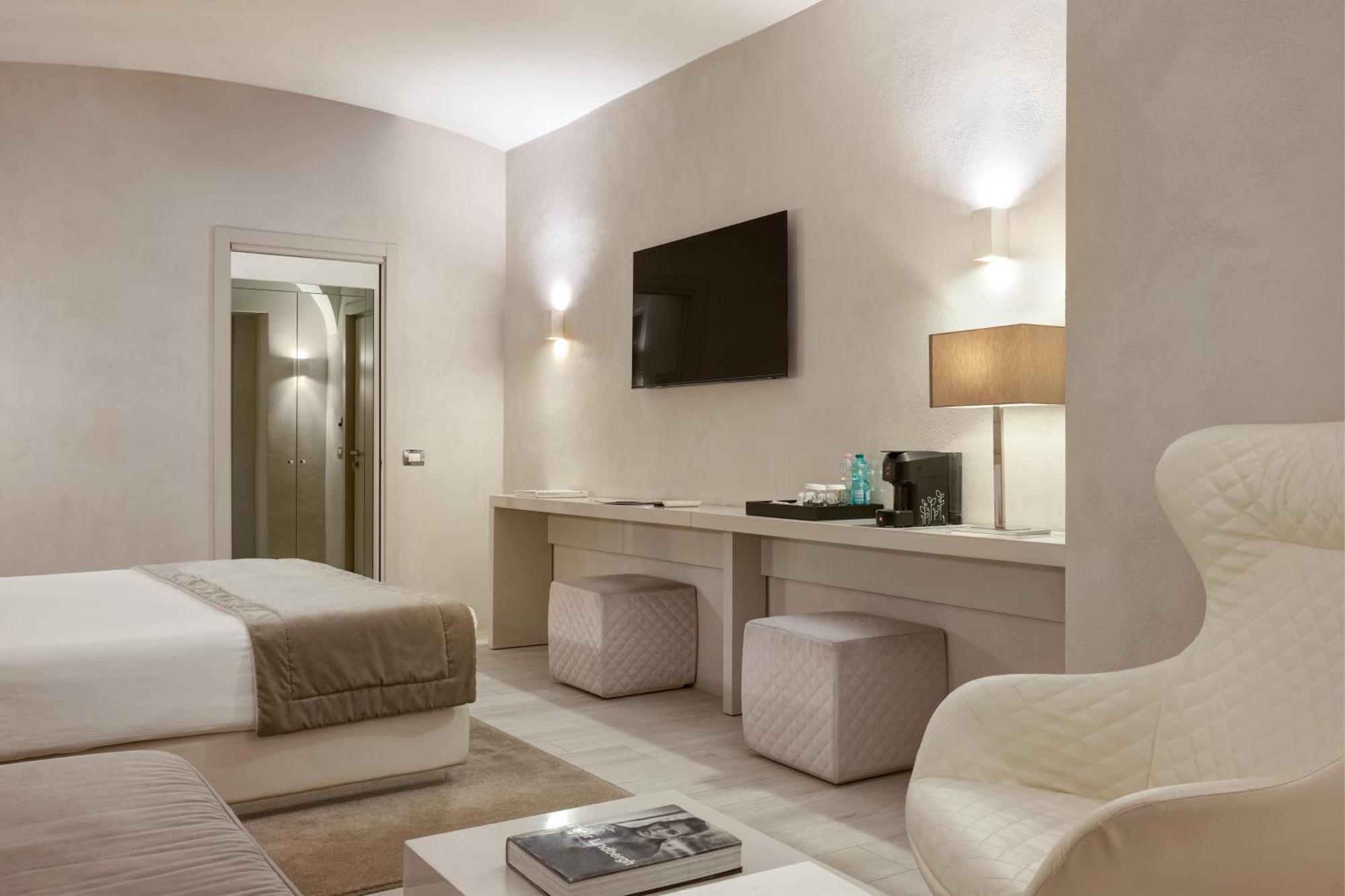 Terrace Pantheon Relais 4*