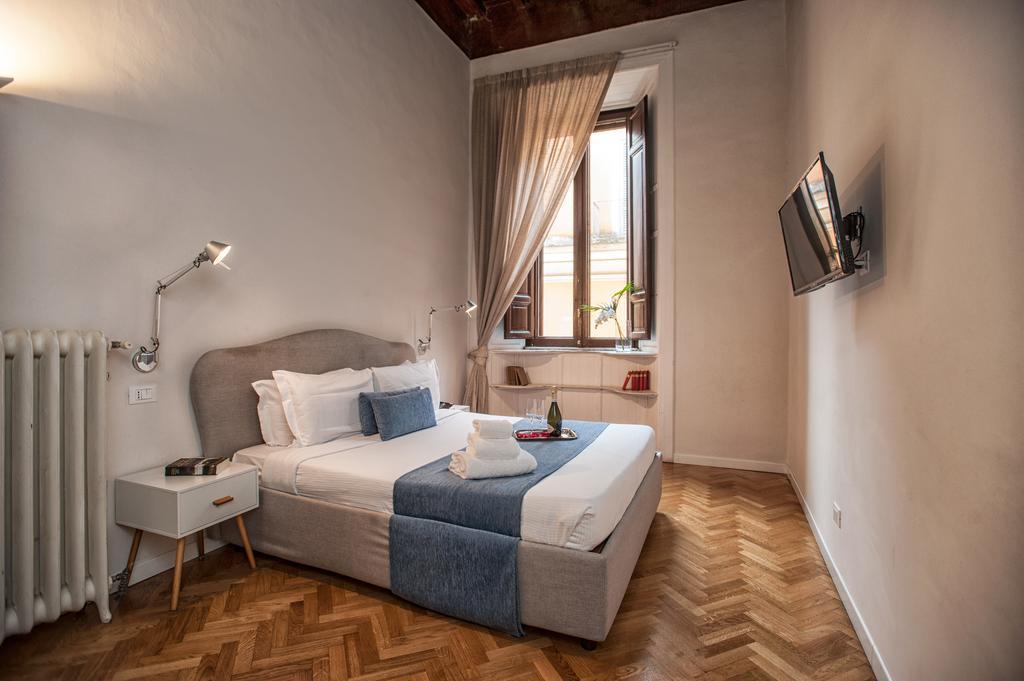 Terrace Pantheon Relais Roma