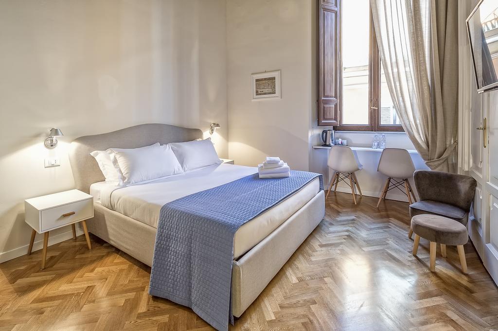 Terrace Pantheon Relais 4*