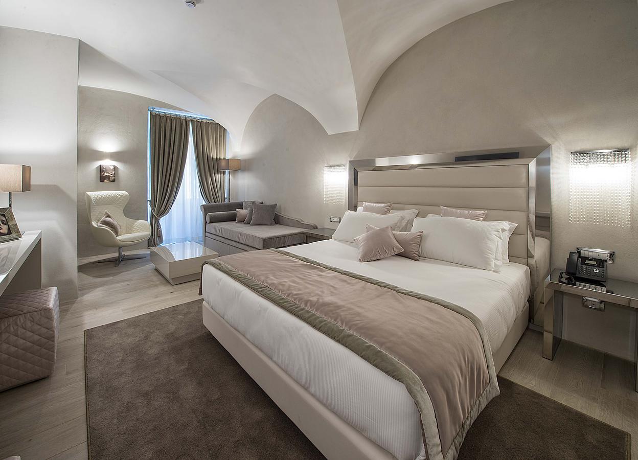 Terrace Pantheon Relais Roma
